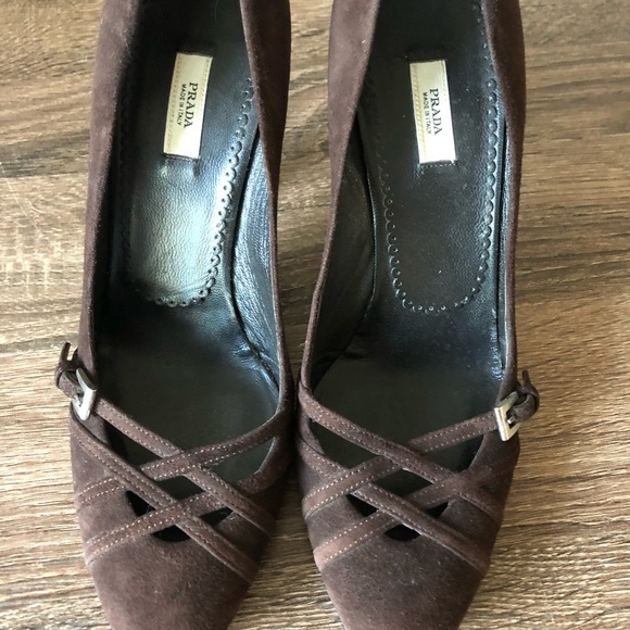 PRADA WOMEN’S SUEDE BROWN HEELS SIZE 37 - Picture 2 of 5